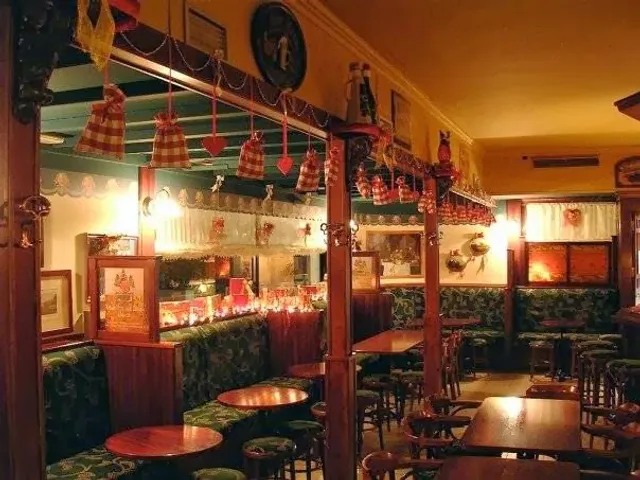 Old Ireland Pub
