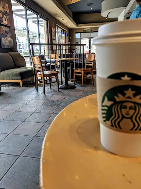Starbucks Ávila Camacho