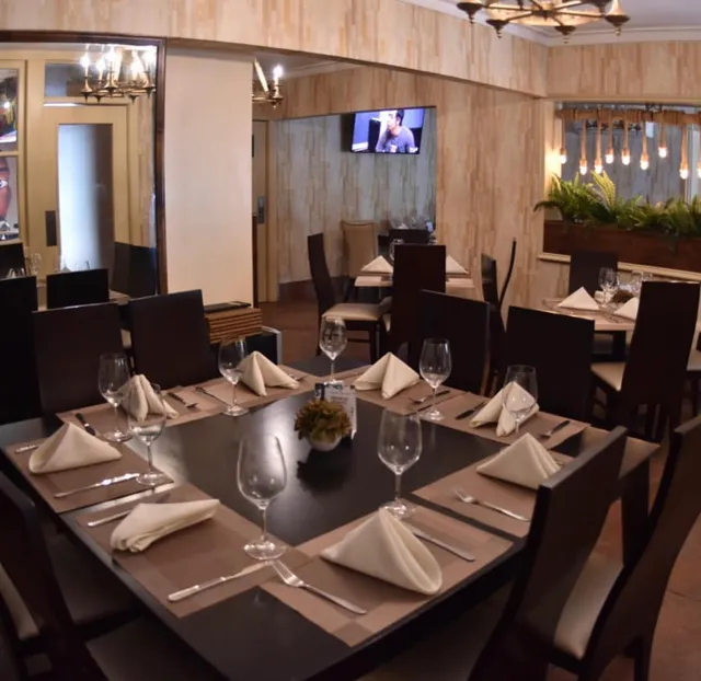 3/4 Steak Bar and Lounge