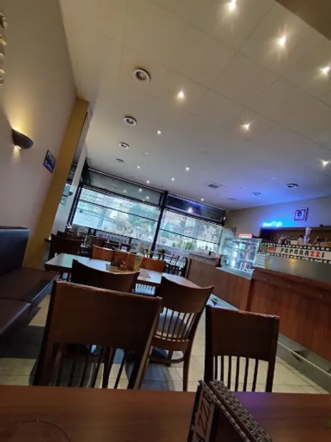 Pizzeria Paparazzi