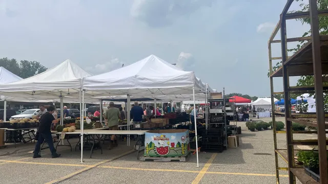 Highland Lakes Shopping Center