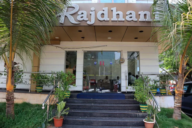 Hotel Rajdhani Grand