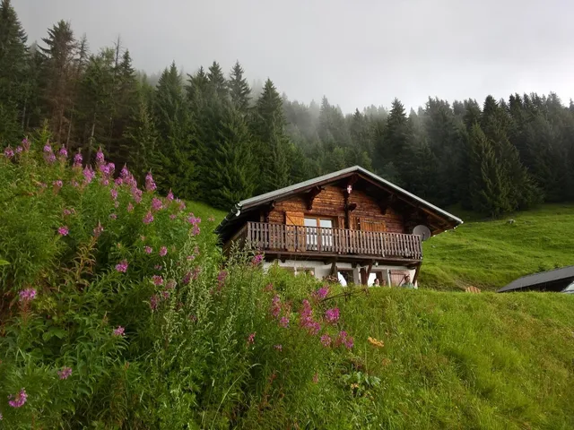 Gîte Chalet Folliets-Les Pierres