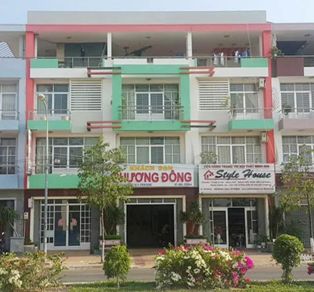 Khách sạn Phương Đông