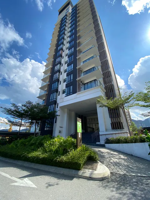 Resort Suite @ Midhills