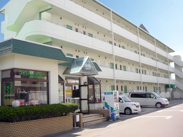 Azami Weekly Mie Tsu