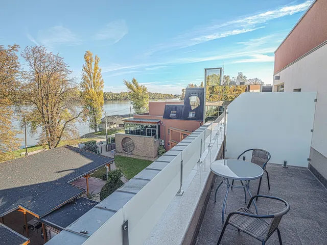 Holiday Beach Budapest Wellness and Conference Hotel