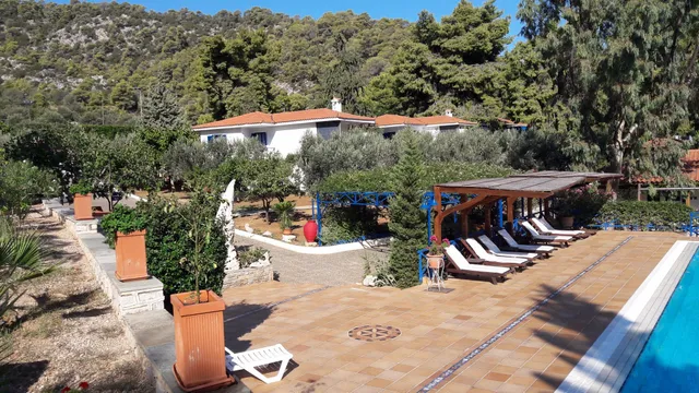 Saronikos Residences