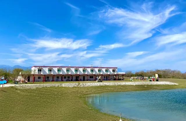 Rancho Sotolar - Glamping & Hotel