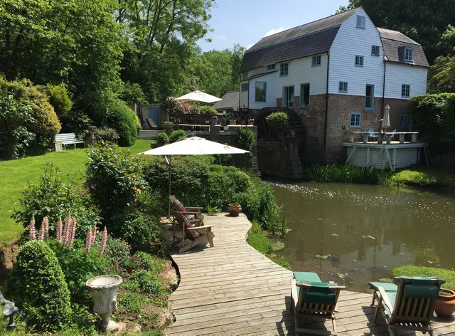 Castle Mill bed and breakfast Dorking