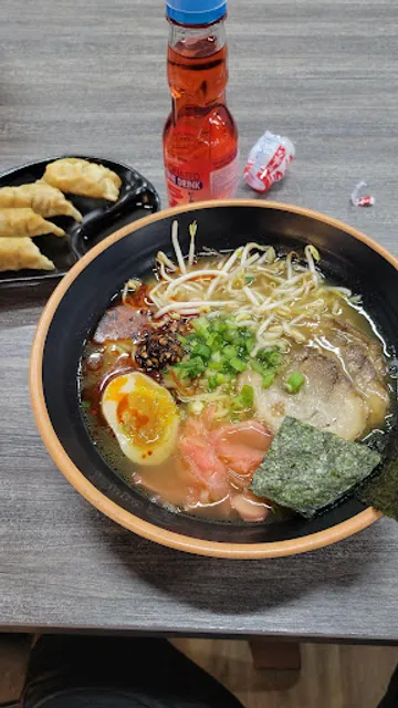 QZ Poke & Ramen - The Legends