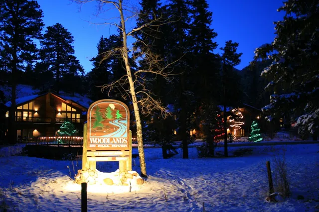 Woodlands On Fall River