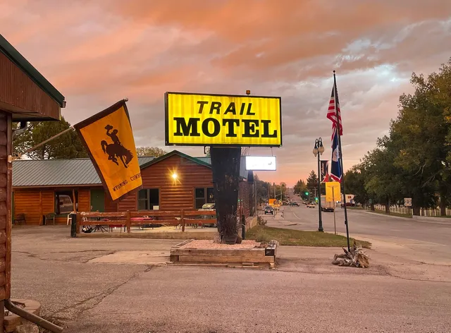Trail Motel