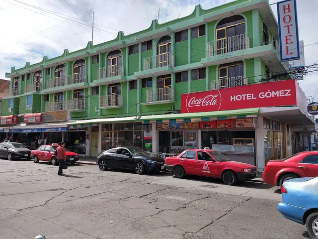 Hotel Gomez