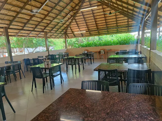 Moongil Thottam Veg Restaurant