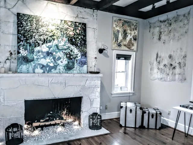 Dwell Fine Art & Craft