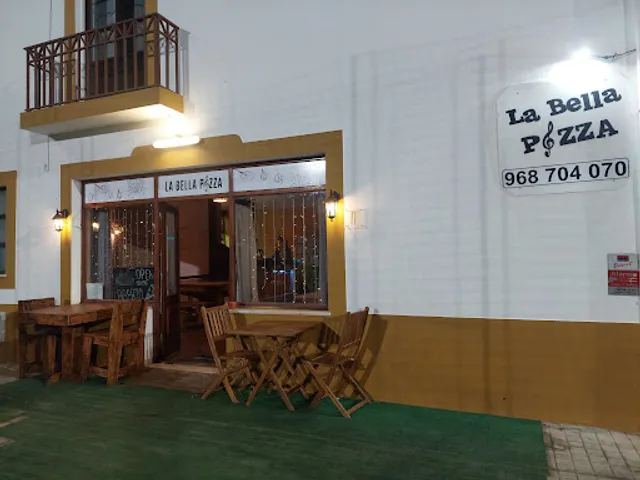 La Bella Pizza