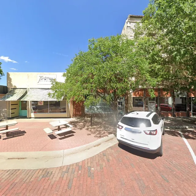 Antique & Comic Shoppe