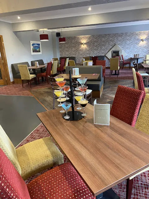 Soroba House. Bar & Restaurant