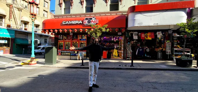 Camera Zone & Art Gallery