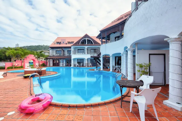 The Pool Resort Okinawa