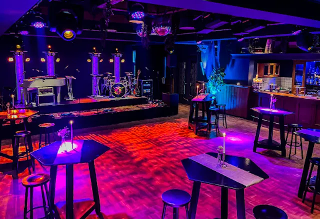 Eetcafé-Restaurant-Zalen De Witte Leeuw