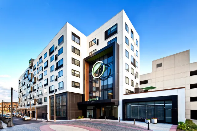 Element Harrison - Newark