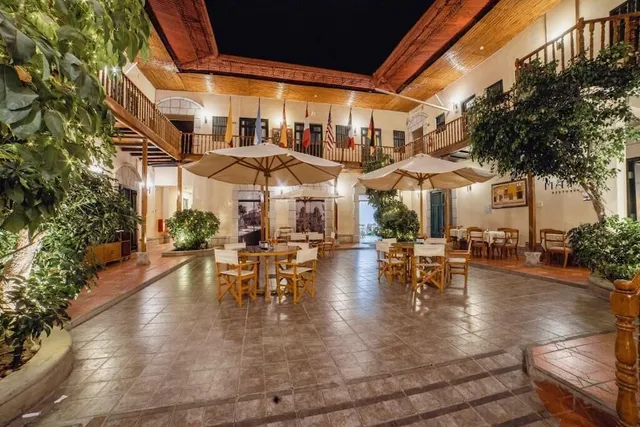 EL Portal Del Marques