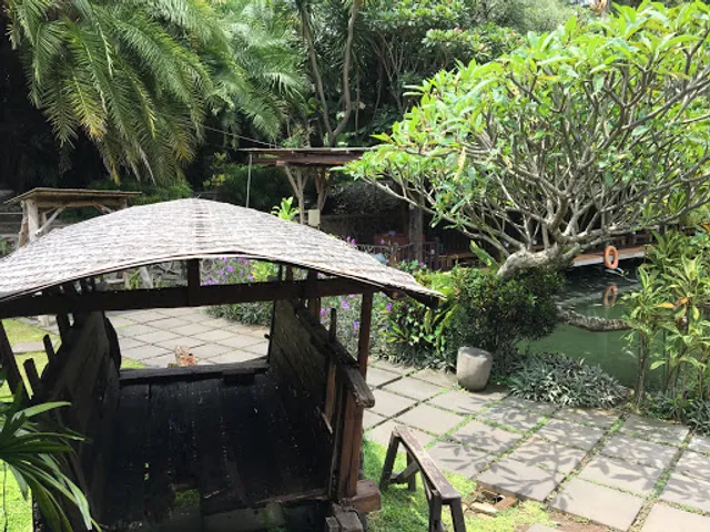 Telaga Shanaya Resto