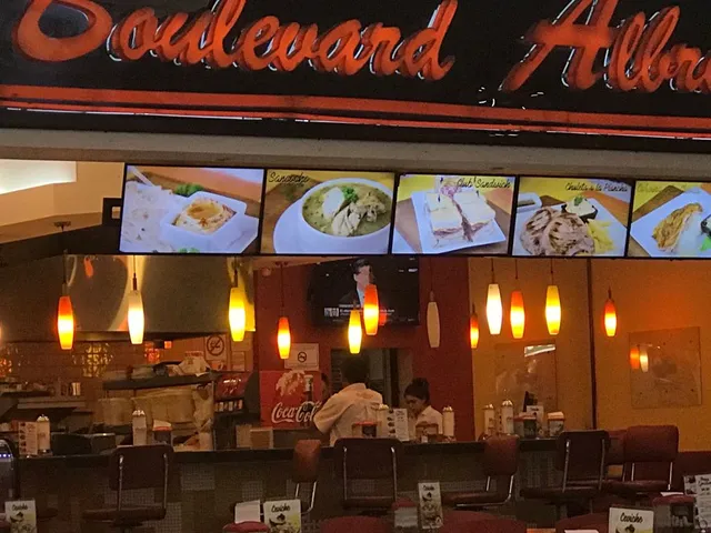 Boulevard Café | Albrook Mall