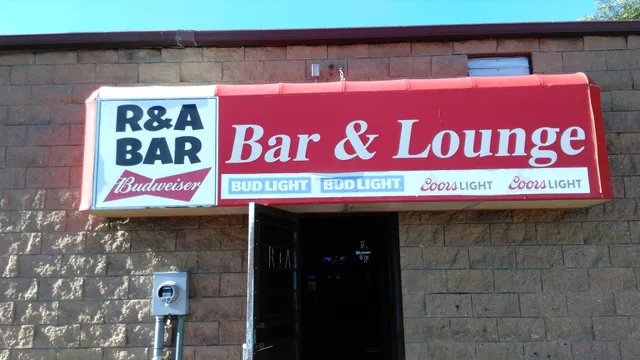 R & A Bar
