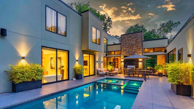 Anna K Intown Real Estate Team