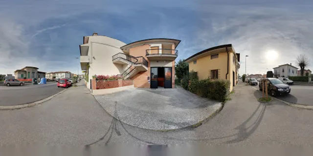 Loran Coffee Distribution