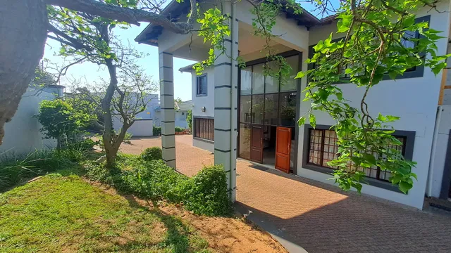 Umhlanga on the Rocks