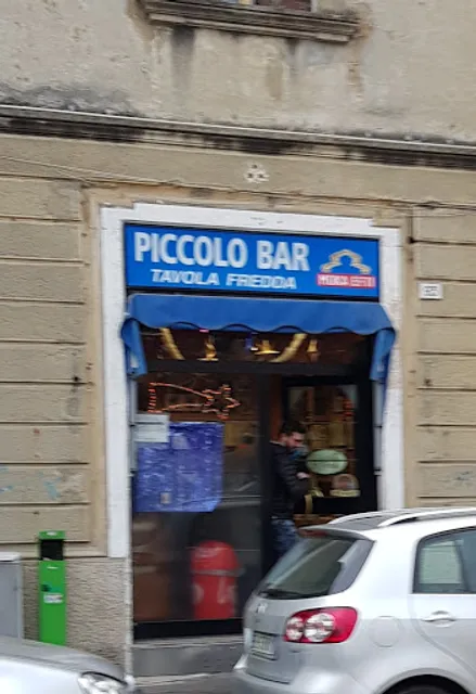 Piccolo Bar