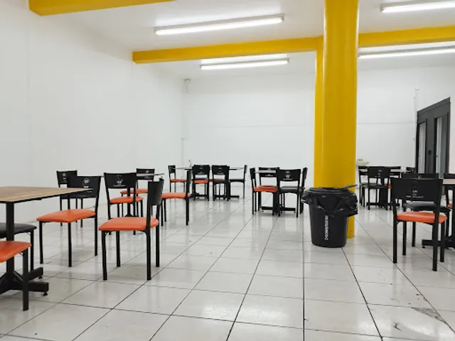 Tortas y hamburguesas “El Taz”