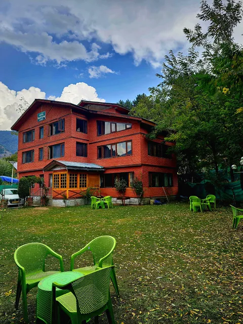 Hotel Royal Spring Pahalgam