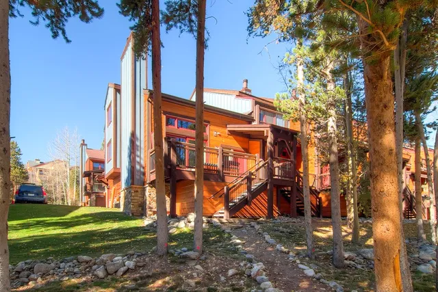 Winterpoint Townhomes by Ski Country Resorts