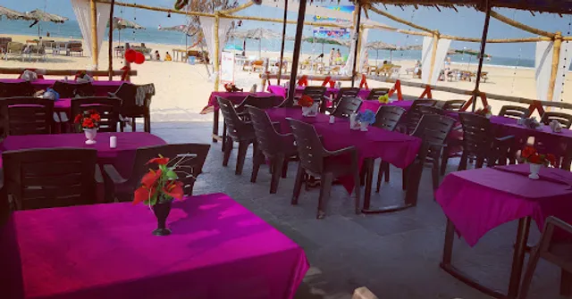 Sea view bar and restaurant