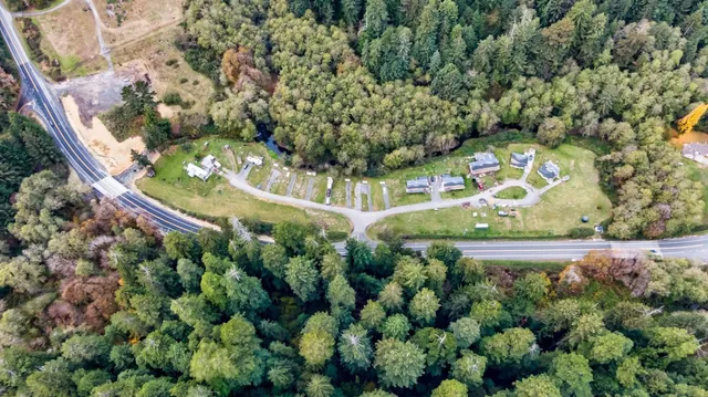 Heart of the Redwoods Cottages & RV