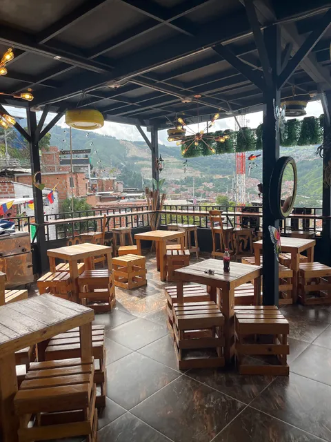 Restaurante Bar Mirador Enfoque Urbano