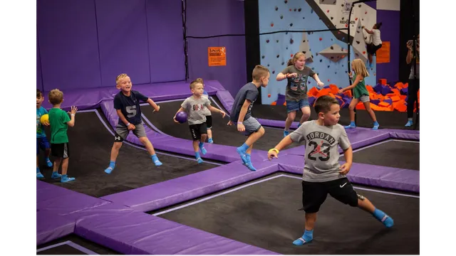 Altitude Trampoline Park - Delmar