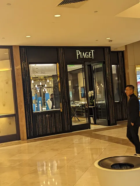 PIAGET Boutique Costa Mesa- South Coast Plaza
