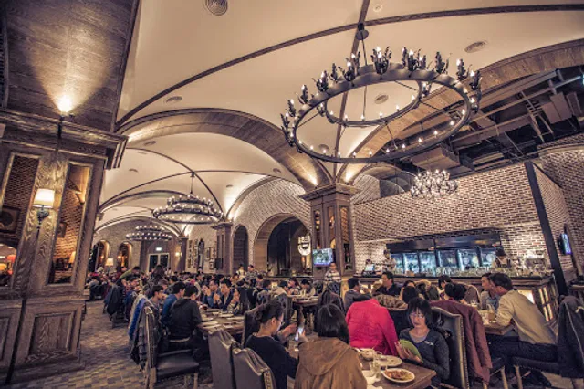 金色三麥 台南南紡店