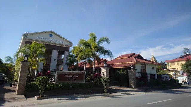 INLE INN (Nyaung Shwe)