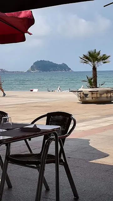 Café restaurante izarra playa