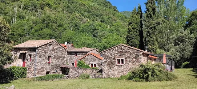 Le Mas de Ribard Chambres d'Hôtes Gîte et Table d'Hôtes