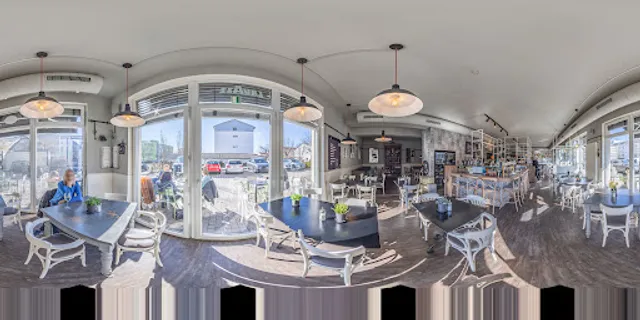 Zarrillo am Audi-Kreisel Ingolstadt