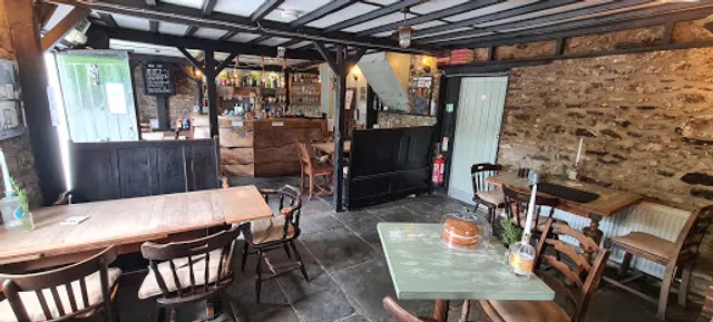 The Black Lion, Abergorlech