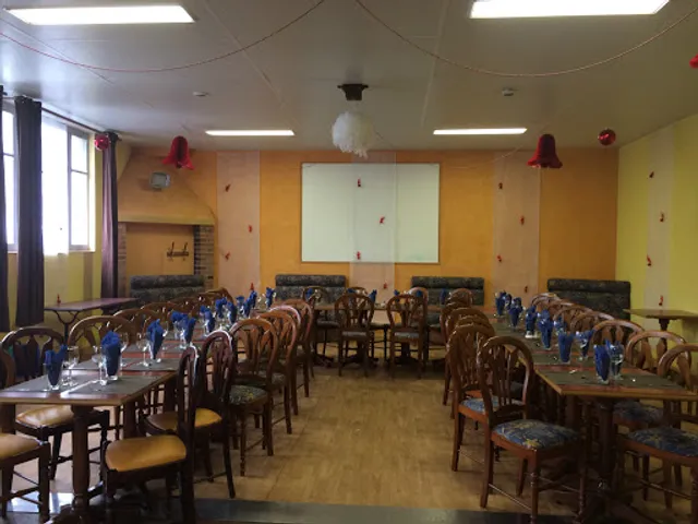 Le Bouche à Oreilles